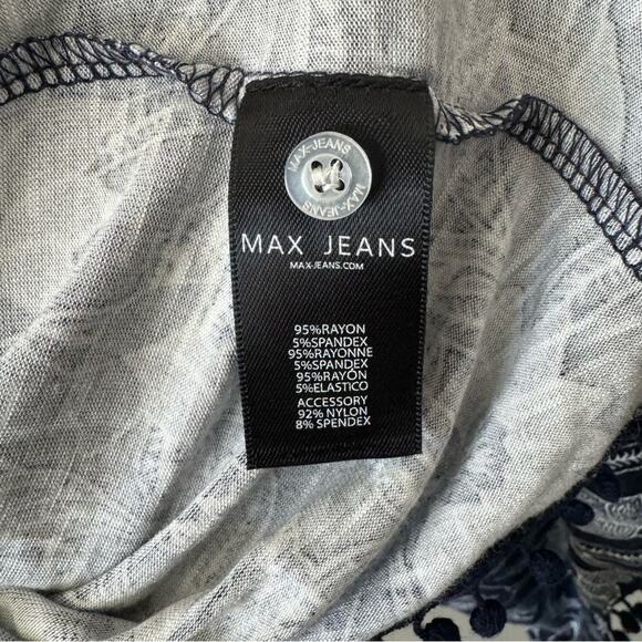 MAX STUDIO NAVY FLORAL SLEEVELESS BLOUSE W/ POM POM FRINGE & CROCHET MED - Picture 5 of 6